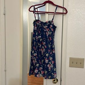 American Eagle sweetheart neckline cotton floral dress
